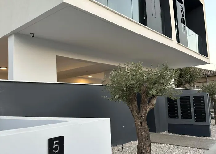 Nesseus Lux - Near Unic & Euc 公寓 Agios Dhometios