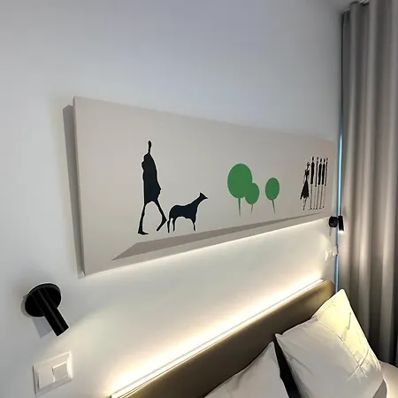 Nesseus Lux - Near Unic & Euc Apartamento
