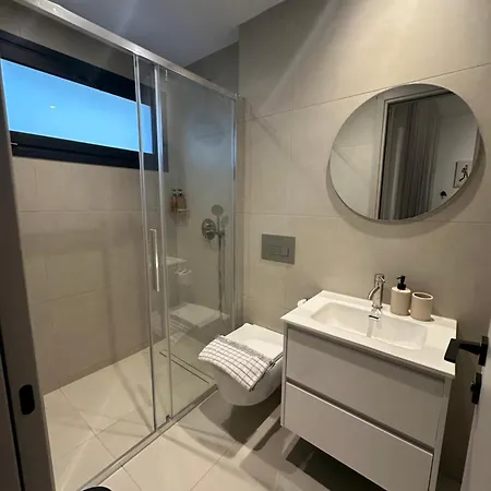 Nesseus Lux - Near Unic & Euc Apartamento Agios Dhometios