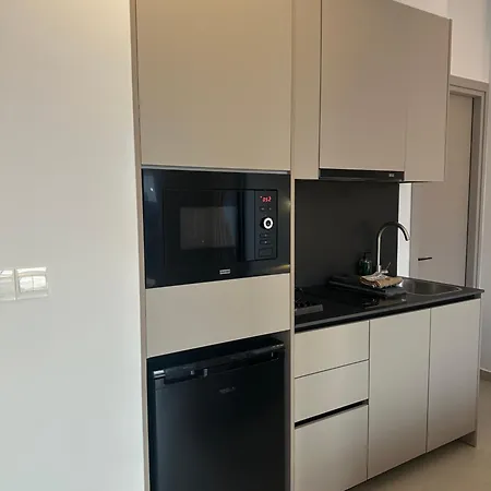 Nesseus Lux - Near Unic & Euc Apartamento *