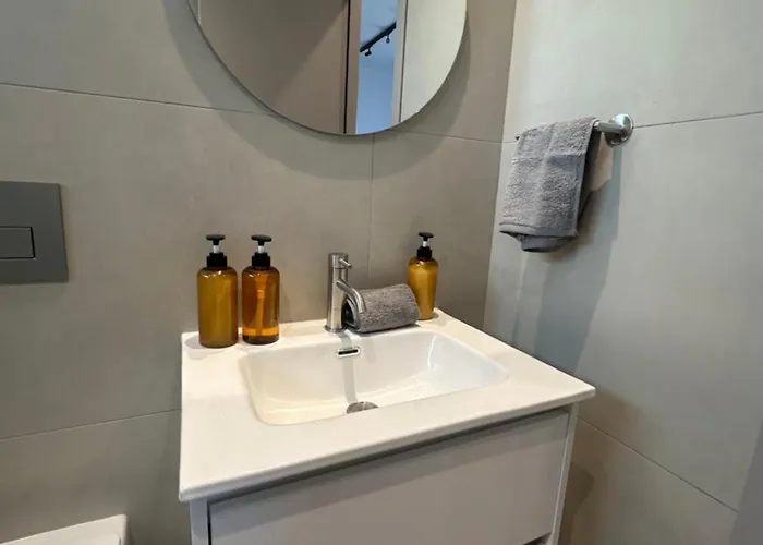 Nesseus Lux - Near Unic & Euc