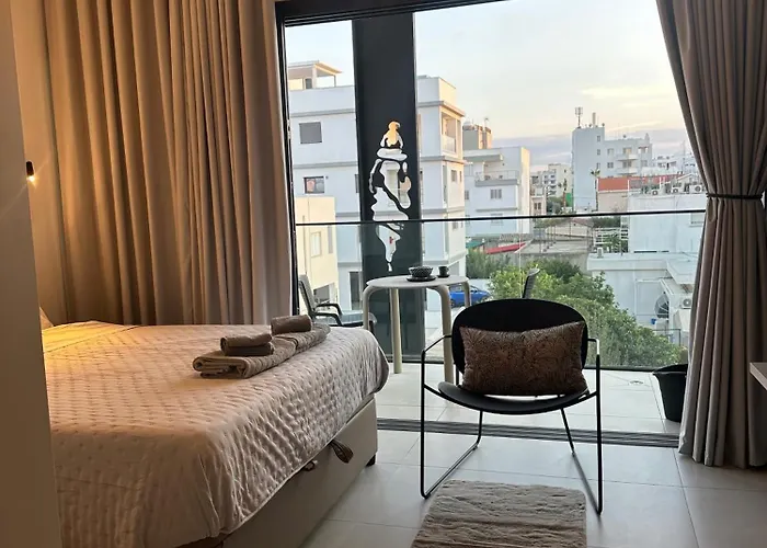 Nesseus Lux - Near Unic & Euc Appartamento