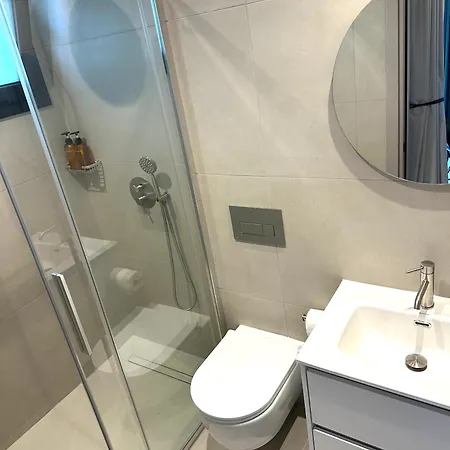 דירה Nesseus Lux - Near Unic & Euc Agios Dhometios