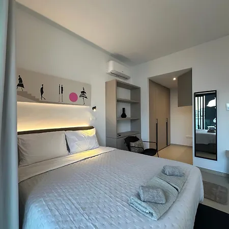 דירה Nesseus Lux - Near Unic & Euc Agios Dhometios
