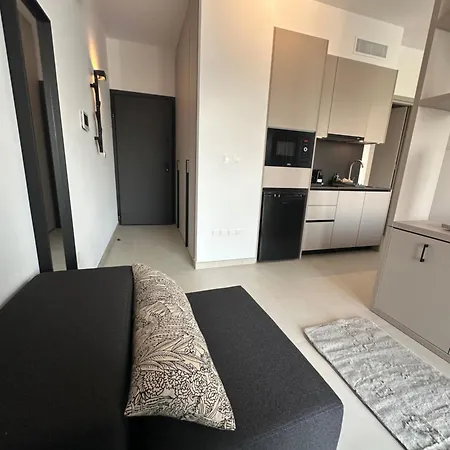 Nesseus Lux - Near Unic & Euc * Agios Dhometios