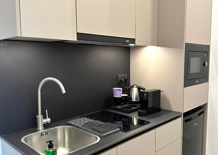 Nesseus Lux - Near Unic & Euc Apartamento